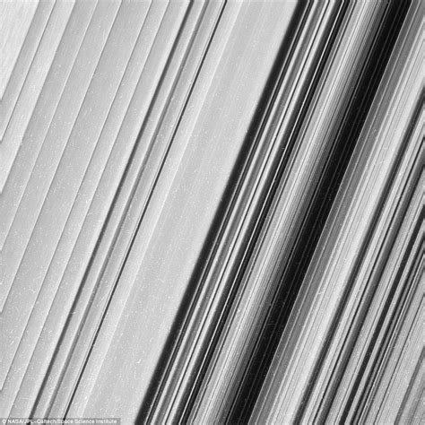 New Cassini images reveal Saturn's rings up close | Daily Mail Online