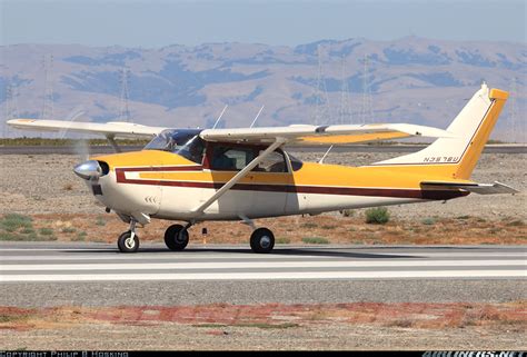 Cessna 182e Skylane Untitled Aviation Photo 1943450