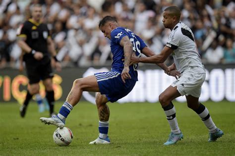 Veja Fotos De Vasco X Cruzeiro Pela S Rie B Gazeta Esportiva