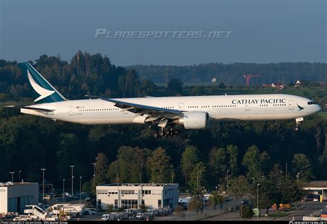 B Kpp Cathay Pacific Boeing Er Photo By Varani Ennio Vrn