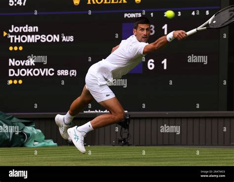 Novak Djokovic Wimbledon Fotos Und Bildmaterial In Hoher