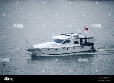 Snowy Istanbul Sea Stock Photo - Alamy