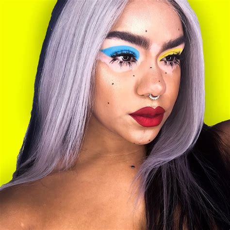 Pin By Mckenzie Blake On Makeup Artsy Makeup Beauty Make Up Beauty