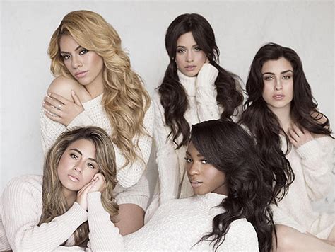 Integrantes Do Fifth Harmony Celebram O Anivers Rio De Anos Do Grupo