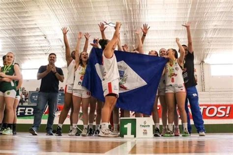 Joinville Conquista Medalhas E Nove Trof Us Nos Joguinhos Abertos De