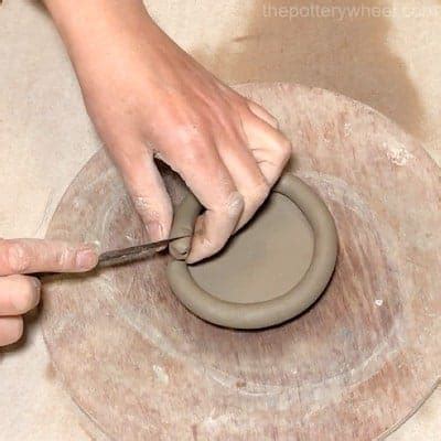 How To Make Smooth Coil Pots With And Without A Template 2024