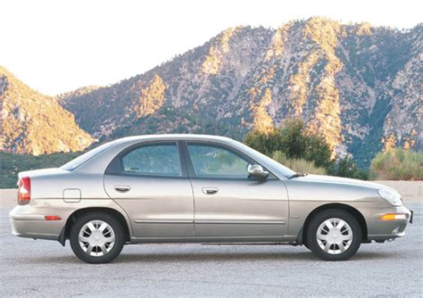 2001 Daewoo Nubira Specs Price Mpg And Reviews