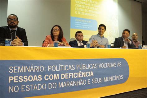 Políticas públicas para pessoas deficiência no Piauí são