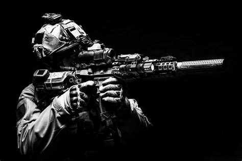 Are Tactical Flashlights Effective? - STKR Concepts