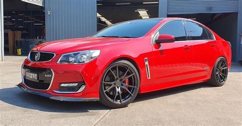 Holden Commodore Vf Ss Red Koya Sf06 Wheel Front