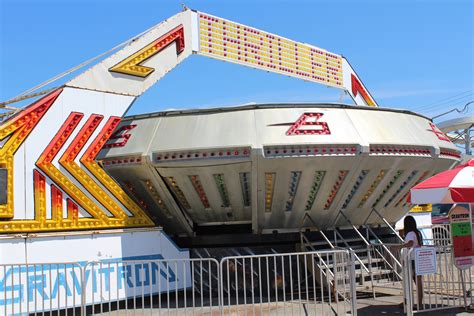 Gravitron - Keansburg Amusement Park & Runaway Rapids Waterpark