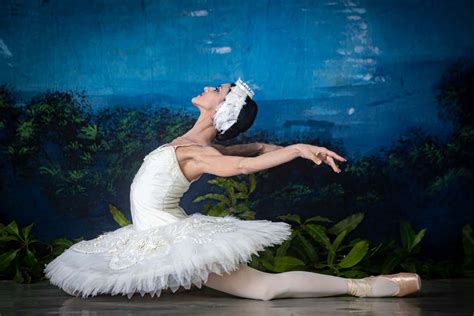 El Lago De Los Cisnes Ballet Laura Alonso Teatre Apolo De Barcelona