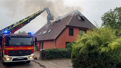 J Hriger Stirbt Bei Hausbrand In L Neburg Ndr De Nachrichten