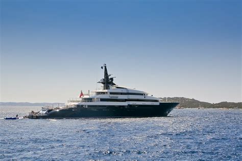 Yacht Seven Seas Photos