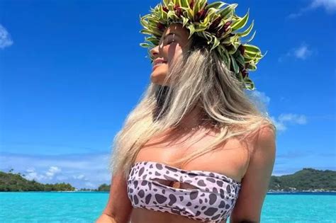 Body Positive Babe Posts Candid Swimwear Snap To Tell Fans To Wear The Bikini Daily Star