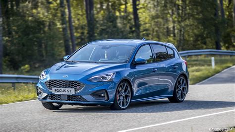 2019 Ford Focus St Euro Spec Color Performance Blue Front Three Quarter