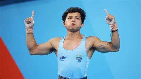 Cwg Twitter Triumphant As Weightlifter Jeremy Lalrinnunga Gives