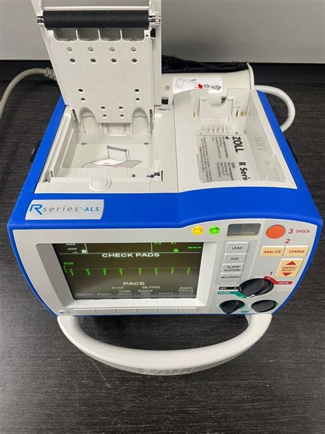 Used ZOLL R Series ALS 3 Lead ECG Pacer SPO2 NIBP ETCO2