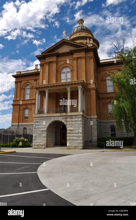 Auburn Courthouse in California Stock Photo - Alamy