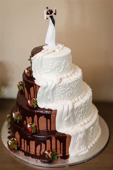 Combined Chocolate And Vanilla Bride And Grooms Cake Chocolate Wedding Cake Grooms Cake