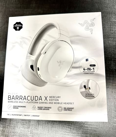 Razer Barracuda X Mercury Edition Audio Headphones Headsets On