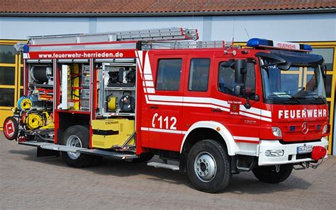 Person Droht Zu Springen Freiwillige Feuerwehr Stadt Herrieden