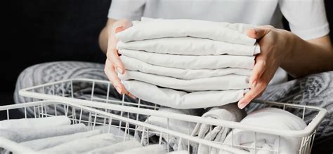 Cómo Proteger La Ropa De La Humedad Montesco Jeans