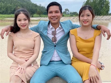 Lộc Fuho và hot girl tuổi vi vu xe máy có khiến dân mạng bàn tán bằng ảnh lạ của Lâm Tây
