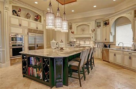 29 Beautiful Cream Kitchen Cabinets Design Ideas