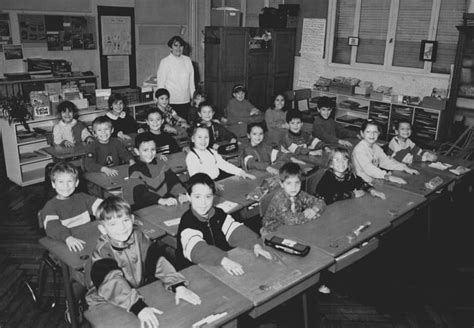 Photo De Classe CE De Ecole Chevreul Gay Copains D Avant