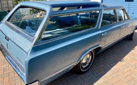 One Owner 1965 Oldsmobile Vista Cruiser Barn Finds