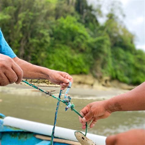 Prefectura Realiza Entrega De Arte De Pesca A Integrantes De La