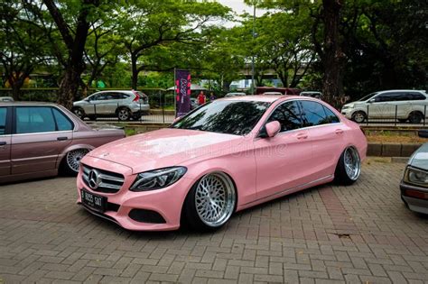 Modified Mercedes Benz S320l With Big Wheel On Retro Car Meet Editorial Photography Image Of