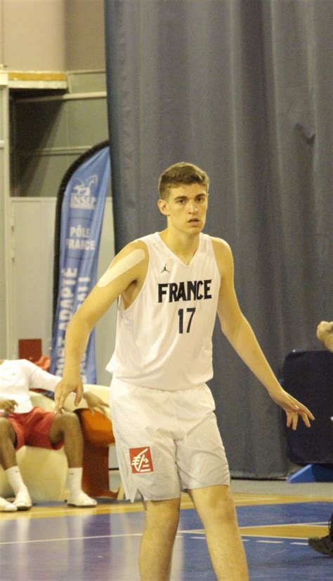 Basket Équipe De France Hamon Crespin Et Correa Un été En Bleu Pour