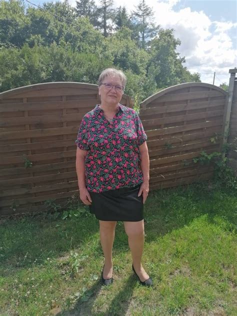 Granny Candid Sexy In Skirt Porn Pictures XXX Photos Sex Images 3680727 PICTOA