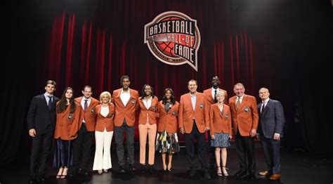 Naismith Memorial Basketball Hall Of Fame Inductees