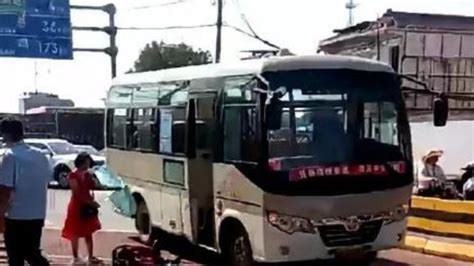 Неизвестный напал с ножом на людей в Китае, есть пострадавшие