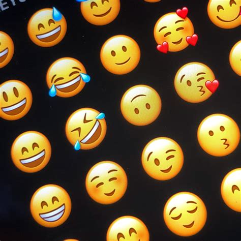 Emojis In Social Media Marketing Some Useful Tips In