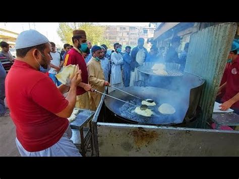 Halwa Puri Subah Ka Nashta Waterpump Famous Nasir Sweets Halwa Puri