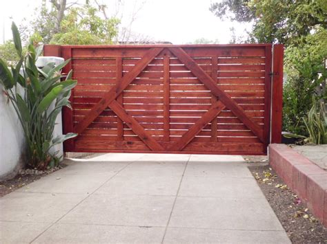 10 Wide Single Swinger Horizontal Redwood Driveway Gate Matching