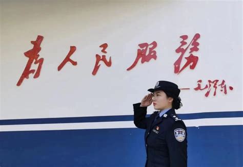 二十大时光·新时代的约定⑤丨90后女警官的“小目标” 辖区住户叫着一起吃杂面条 手机大河网