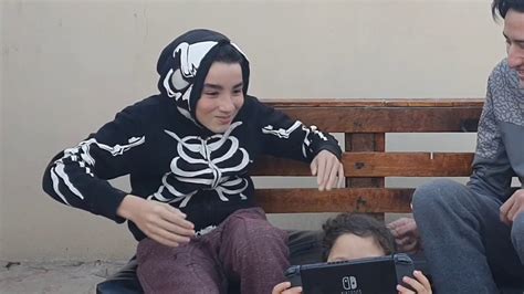 El Que Se Ría Pierde Youtube