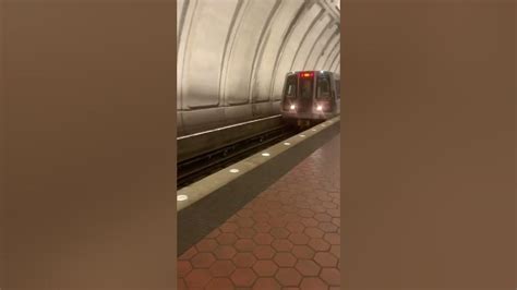 Wmata 6000 Sires Train On The Red Line Youtube