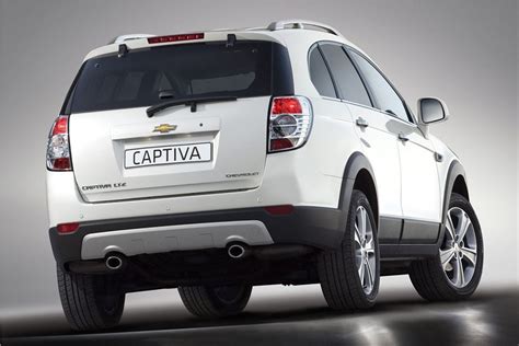 Chevrolet Captiva Beautiful And Functional Mid Size Crossover Suv Car