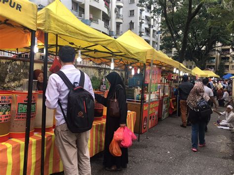 Pasar Malam Di Kuala Lumpur Deirdre King