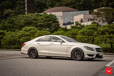 Mercedes Benz Cls63 Amg Hybrid Forged Series Hf 2 Vossen Wheels