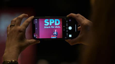 Bremische Bürgerschaft SPD und Grüne stimmen für Fortsetzung von Rot