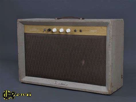 1960 Danelectro Basso Model 324 Tube Amplifier Guitarpoint