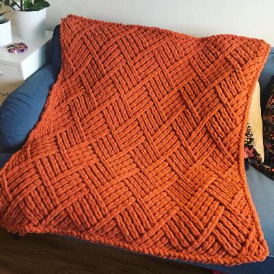 15 Finger Knit Blanket Patterns - Knitting News