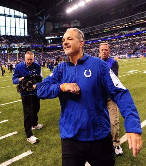 Chuck Pagano signs extension with Indianapolis Colts